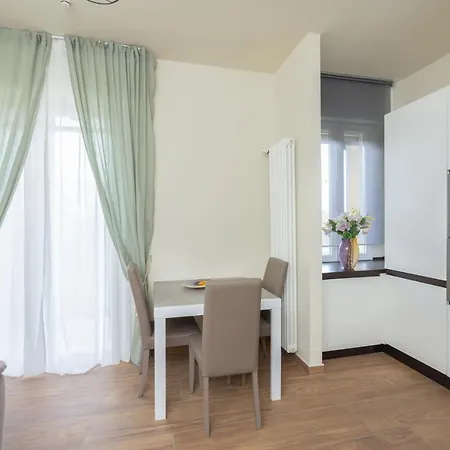 Ci Vuole Leggerezza Apartment Free Parking Bologna Exterior photo